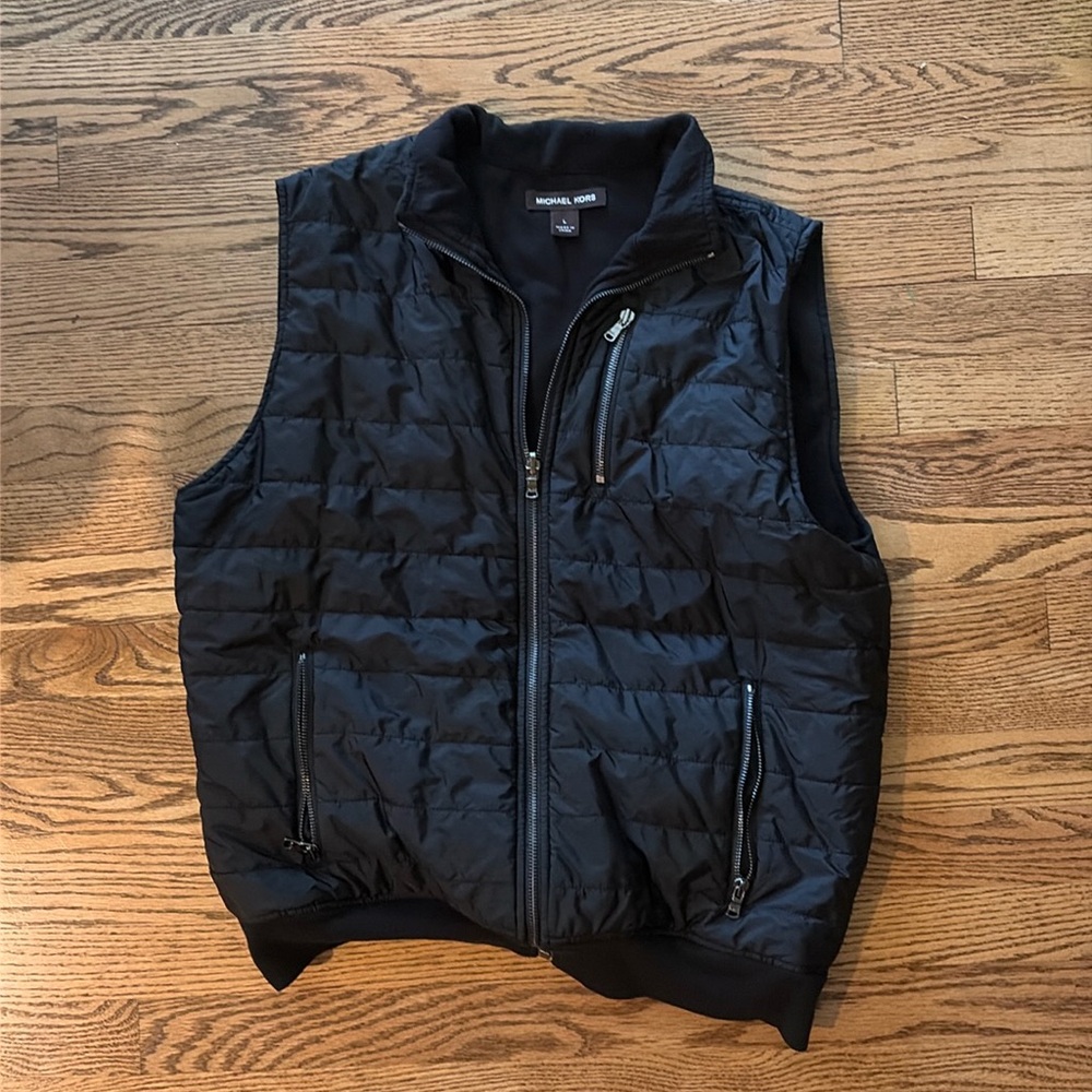 Michael Kors Reversible men’s black quilted zippered vest
